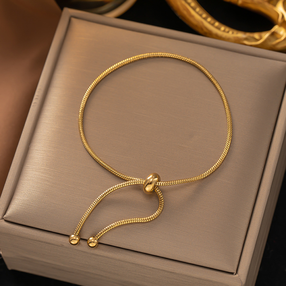 The Ultimate Guide to Jewelry for Sensitive Skin: What to Wear and Avoid in 2026