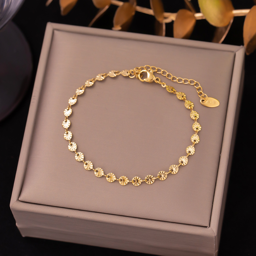 Best Minimalist Bridal Jewelry for City Weddings 2026