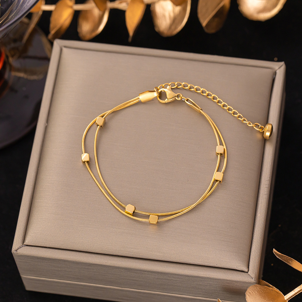 Doppellagiges quadratisches Armband, vielseitiger Ins-Stil modischer Hand Schmuck