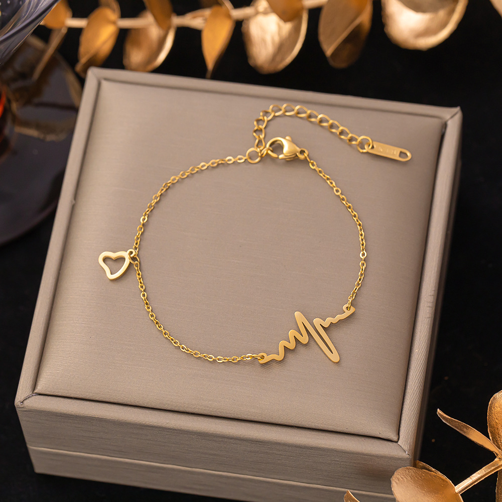 Kendra Scott vs Mejuri: A Honest Comparison for 2026