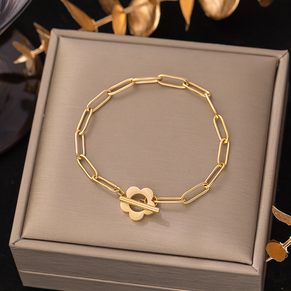 The Best Mother's Day Jewelry Gifts 2027: Honoring Her and Mother Earth
