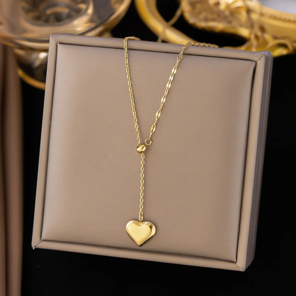 Minimalist Gold Jewelry: The Top Birthday Gifts in 2026
