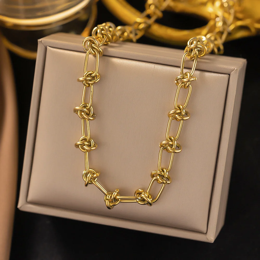 Gold Vermeil vs. Gold Filled: Which Lasts Longer in 2026?