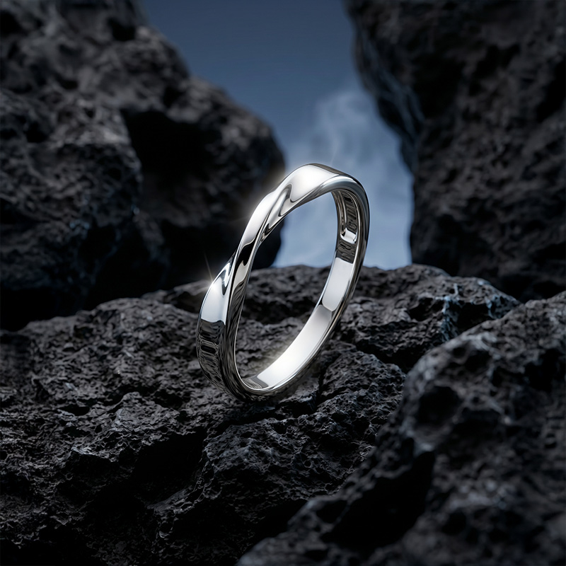 Et maison Simple Twisted Silver Plain Wedding Band for Men