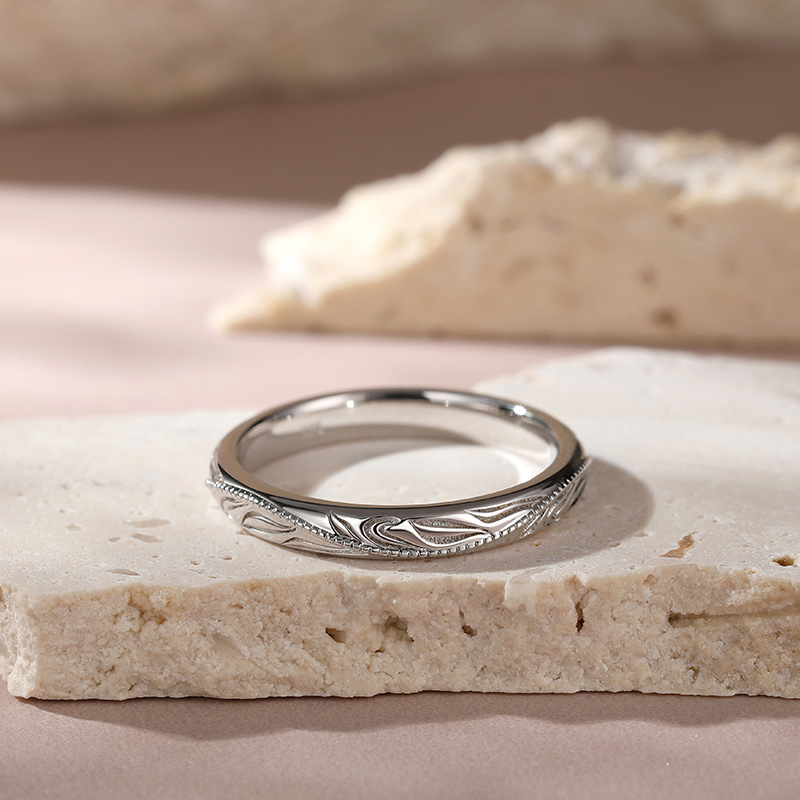 Et maison "Always & Forever" Unique Leaf Carved Sterling Silver Men's Band