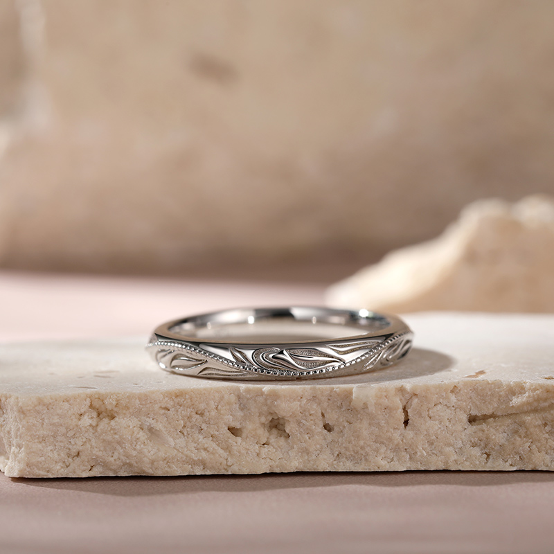 Et maison "Always & Forever" Unique Leaf Carved Sterling Silver Men's Band