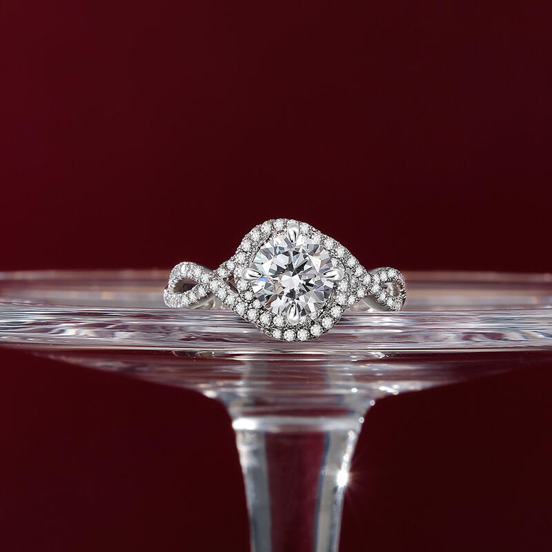 Et maison Swirl Twisted Round Engagement Ring
