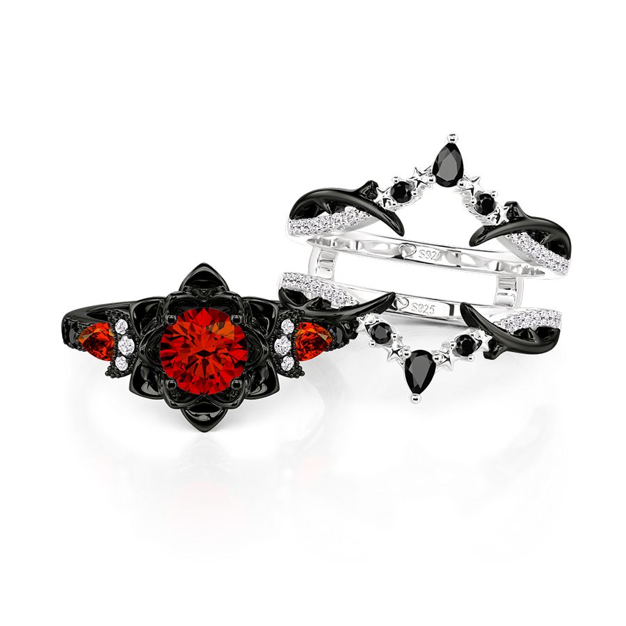 Et maison Sacred Lotus Ring Set with Moon Star Motifs in Black