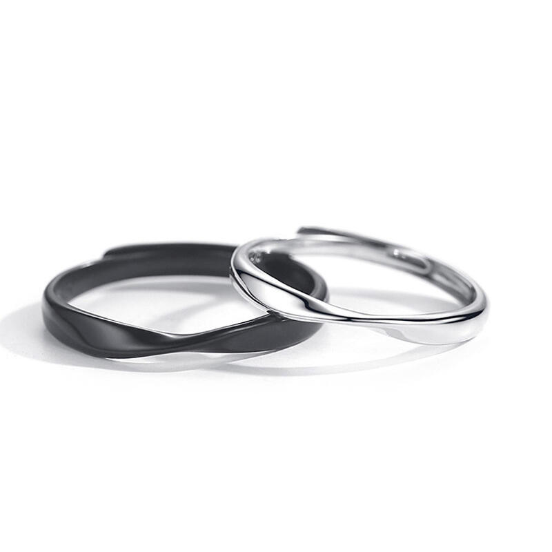 Et maison Mobius Sterling Silver Men's Band