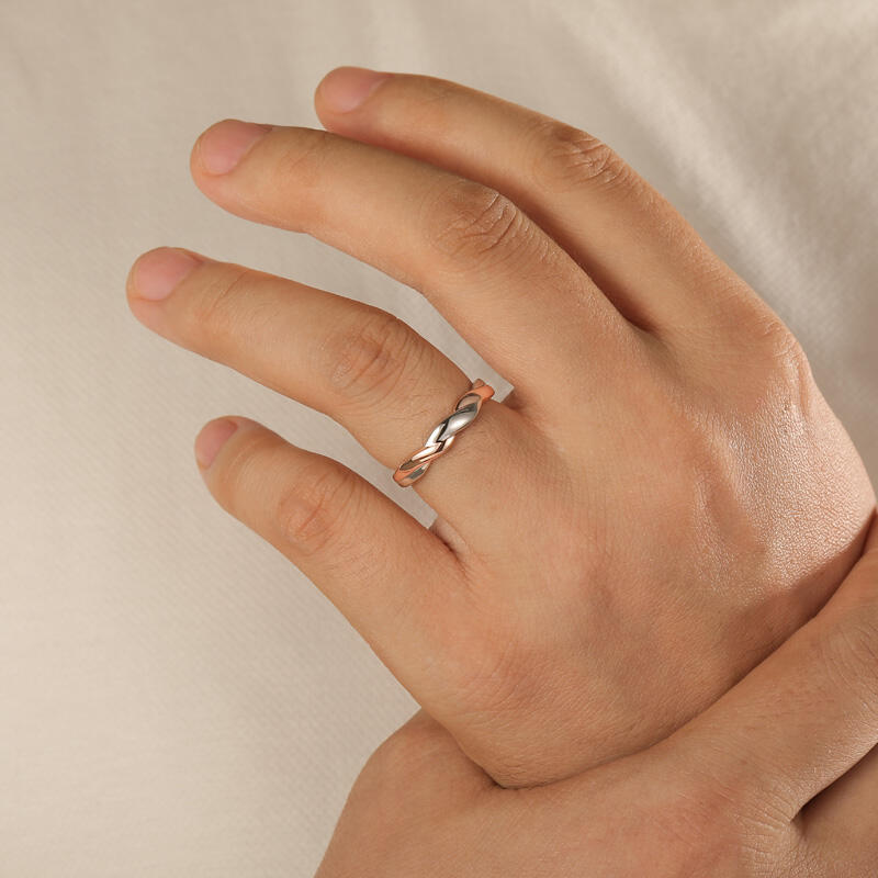 Et maison Amore Two Tone Twist Ring for Men Sterling Silver