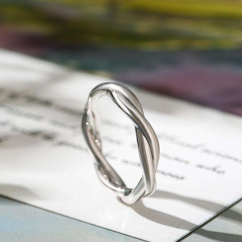 Et maison Simple Twist Design Sterling Silver Men's Band
