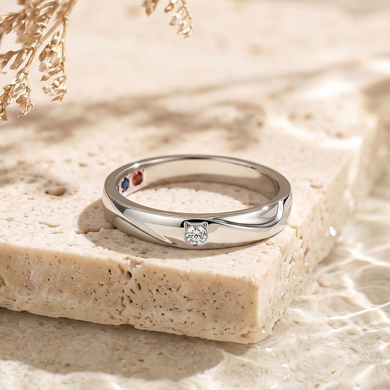 Et maison Bypass Cute Cat Men's Wedding Band with Stone
