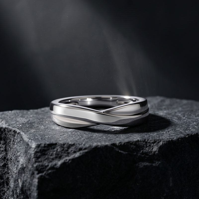 Et maison Stylish Crossover Sterling Silver Men's Band