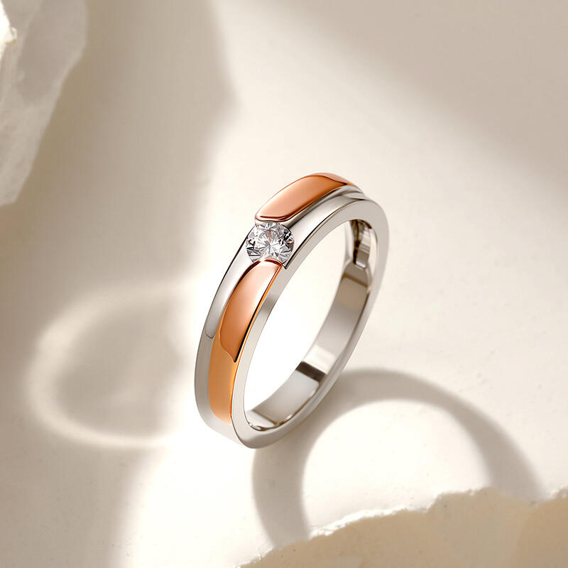 Et maison Amore Two Tone Curved Round Cut Men's Wedding Band