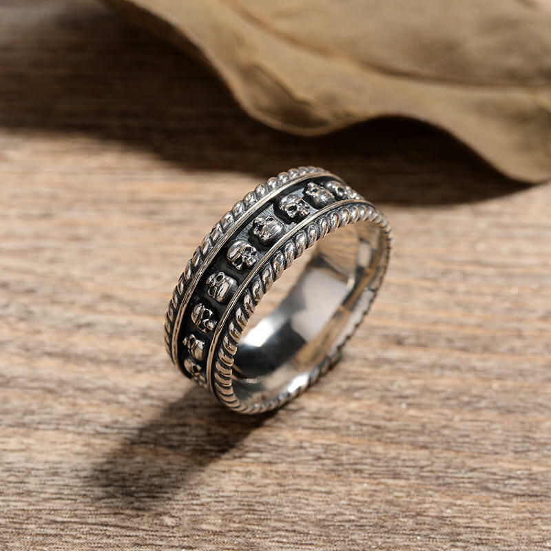 Et maison "Twisted Rope" Skull Sterling Silver Band