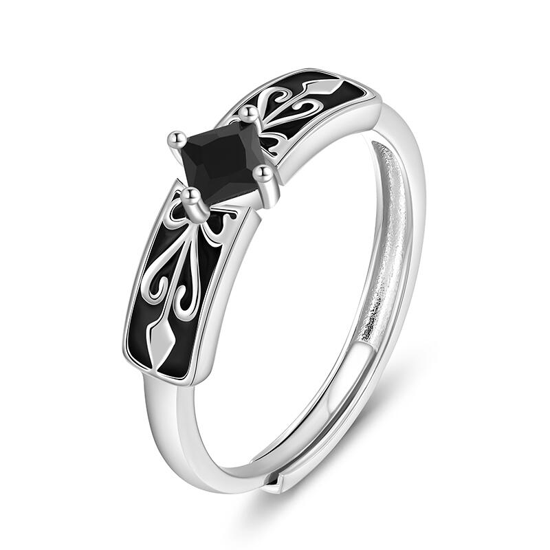 Et maison Cool Black Knight Adjustable Men Ring Sterling Silver