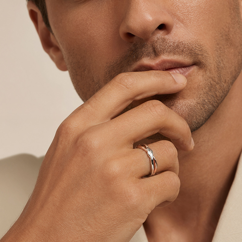 Et maison Infinity Twist Two Tone Brushed Men's Wedding Band